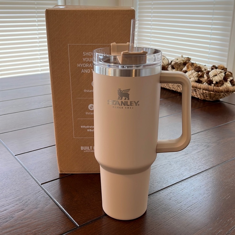 Stanley - TUMBLER | 40 OZ - Color: Driftwood